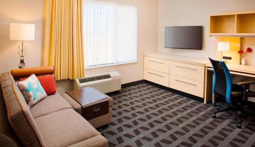 One-Bedroom King Suite