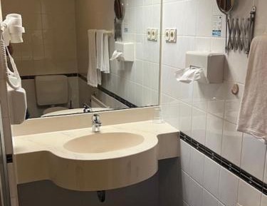 Large Single Room