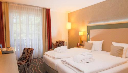 Comfort Room with Air Conditioning and Balcony or Terrace