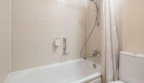 Business Double Room with Two Single Beds