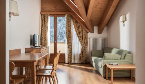 Two-Bedroom Suite
