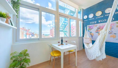 Three-Bedroom Apartment with Balcony