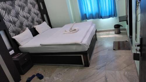 Deluxe Double Room (2 Adults + 1 Child)