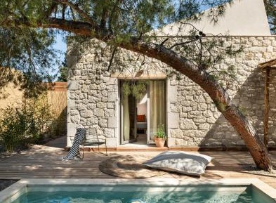 Residence with Garden & Private Pool