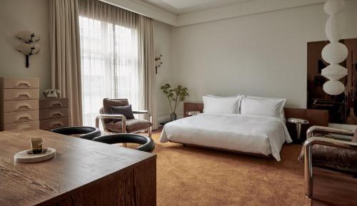 Valerie van der Werff Suite