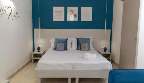 Deluxe Double Room with Extra Bed
