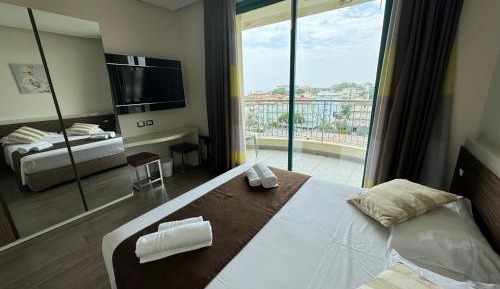 Superior Double Room with Balcony