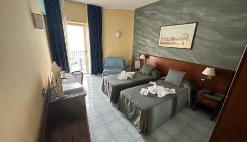 Large Double Room