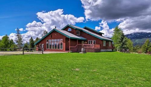 Six-Bedroom House