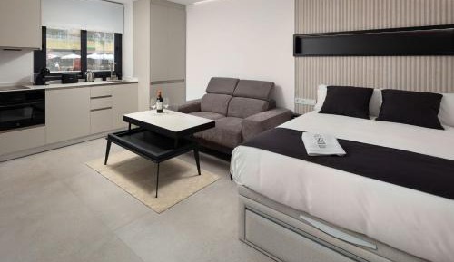 Deluxe Junior Suite 3