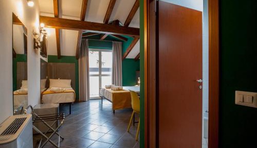 Triple Room with Balcony