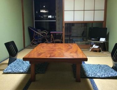 Japanese-Style Room
