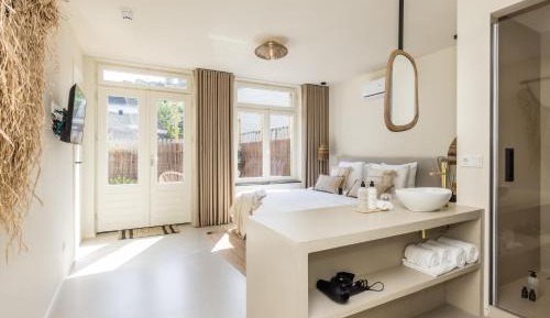 Family Room with Terrace