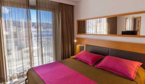 Twin Room with View