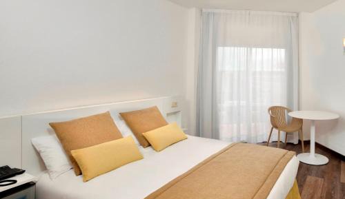 Sol Room