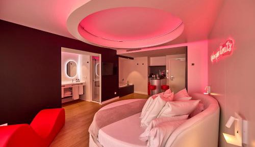Naughty Suite