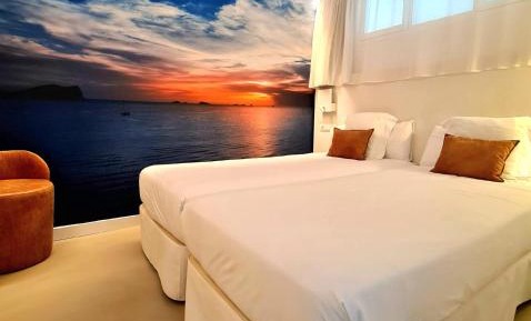 One-Bedroom Apartment with Sea View