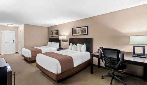 Queen Room with Two Queen Beds - Non-Smoking