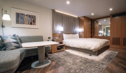 Superior Queen Room
