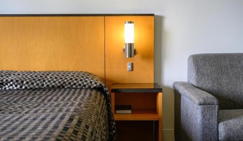 Superior Queen Studio Suite