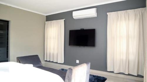 Deluxe Family Suite