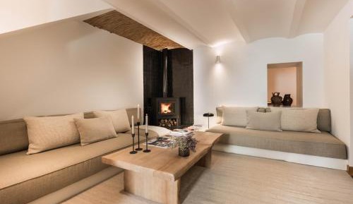 Three-Bedroom Townhouse