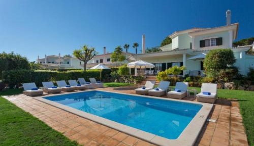 Superior Four-Bedroom Villa with Pool