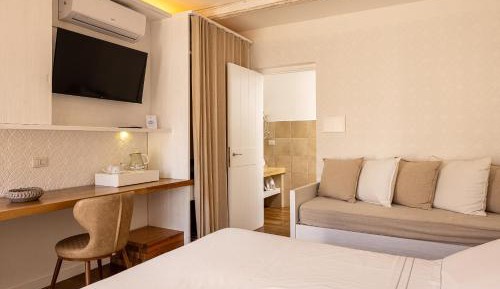 Large Double Room