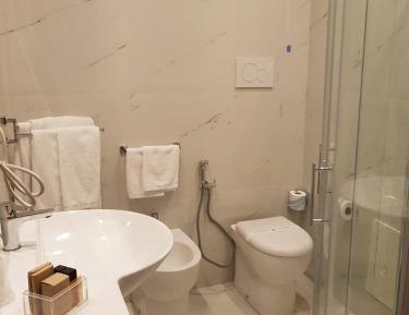 Family Room (2 Adults + 2 Children)