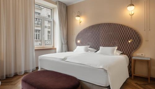 Grand Deluxe Double Room