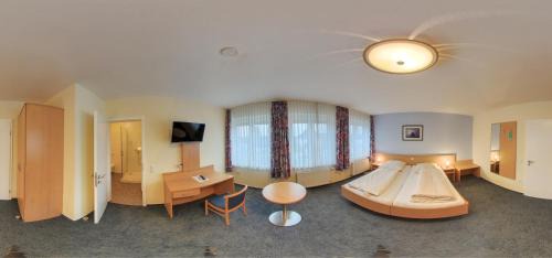 Comfort Twin Room