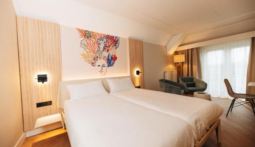Hotel Room “Standard” Deluxe plus (Pets allowed)