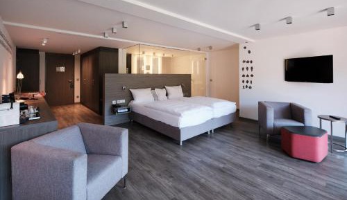 Premium Double Room - Annex