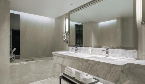 One-Bedroom Executive King Suite