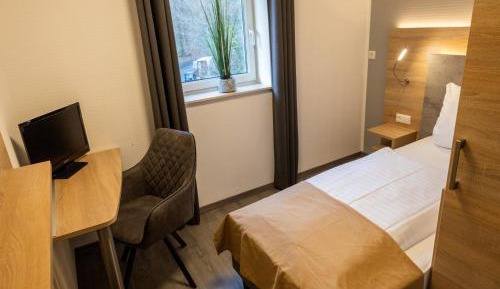 Classic Single Room
