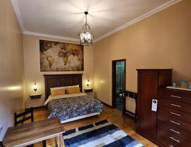 Queen Room with Garden View