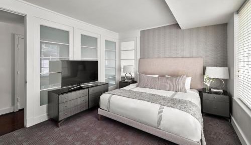 One-Bedroom Suite Platinum Suite - Accessible