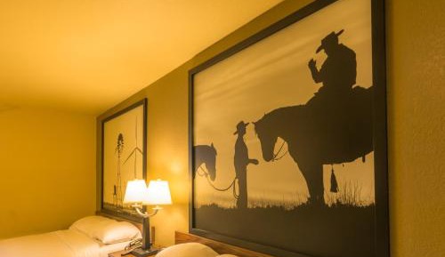 Queen Room with Two Queen Beds - Non-Smoking