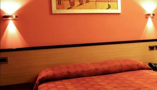 Double Room (1 Adult)