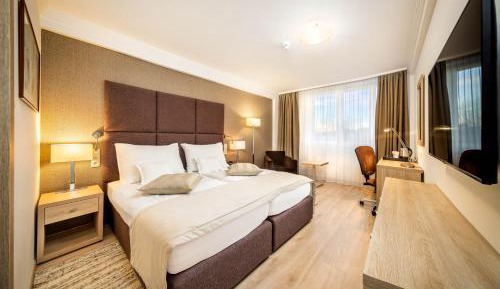 Premium Double or Twin Room (including entry to salt cave)