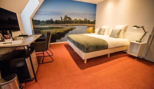 Double Room - Second Floor