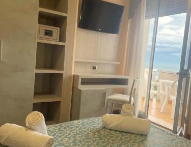 Quadruple Room with Sea View