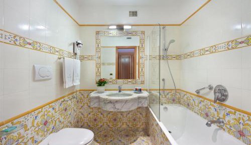 Economy Double or Twin Room