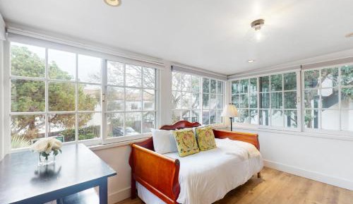 One Bedroom Suite 
