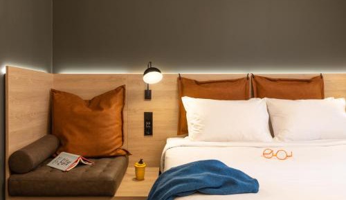Family Queen Room with Sofa Bed 