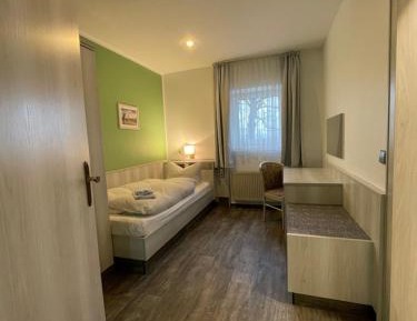 Small Triple Room