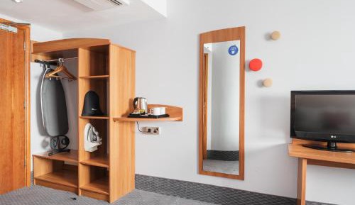 Standard Room with Free Hot Breakfast