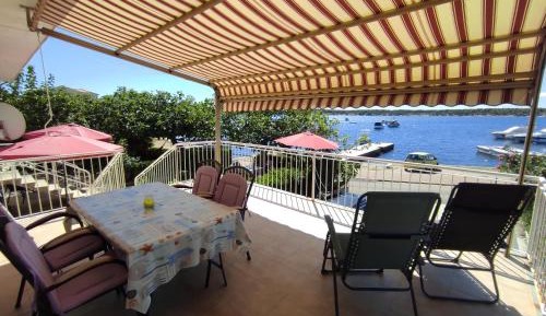 Two-Bedroom Apartment with Terrace and Sea View