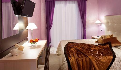 Double or Twin Room with Bathroom