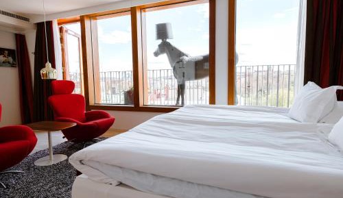 Deluxe Terrace